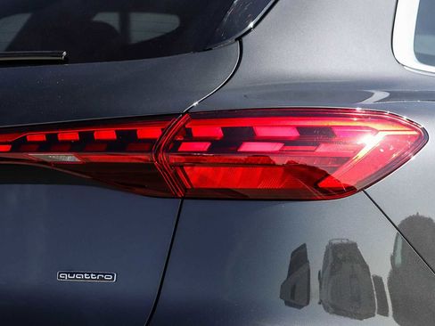 New 2025 Audi Q5 Premium image 10