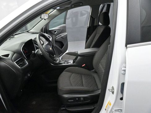 Used 2021 Chevrolet Equinox LT image 13