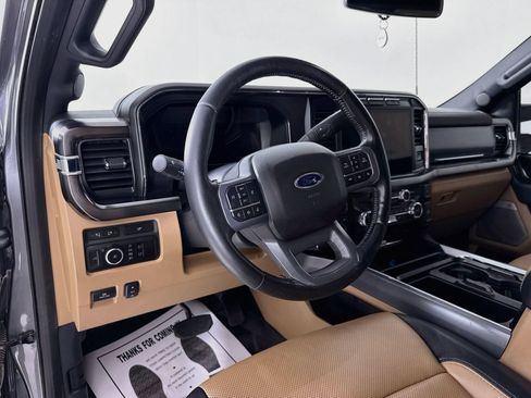 Used 2023 Ford F250 Lariat w/ Sport Appearance Package AWD/4WD image 10