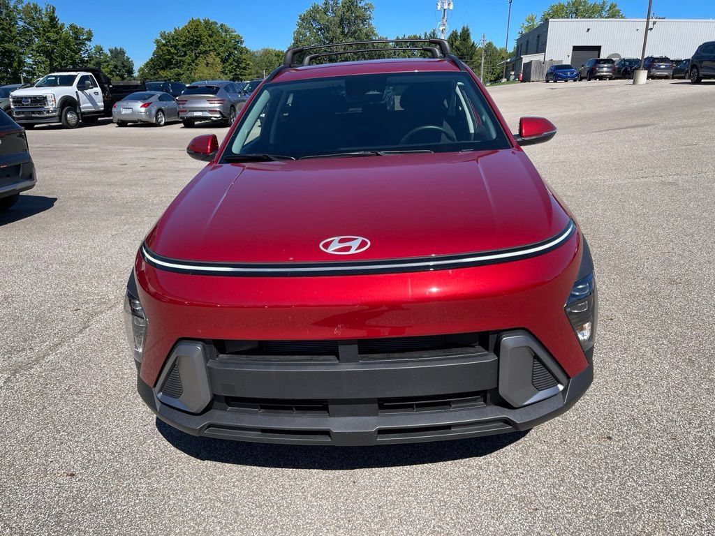 Used 2025 Hyundai Kona SEL AWD/4WD image 4