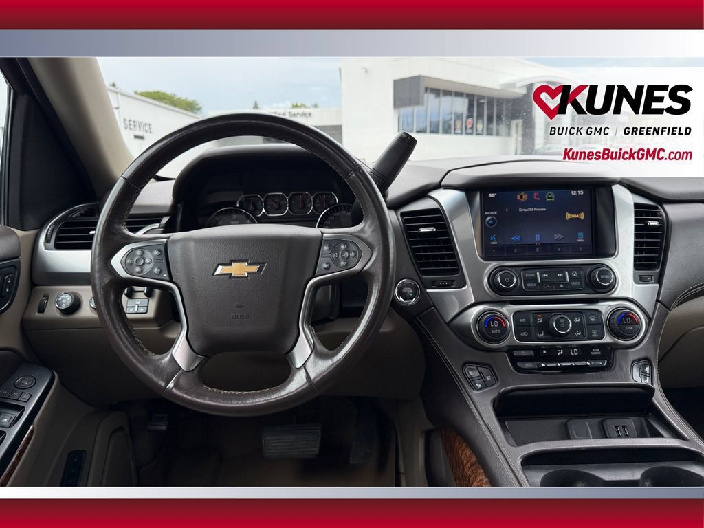 Used 2015 Chevrolet Suburban LTZ AWD/4WD image 34