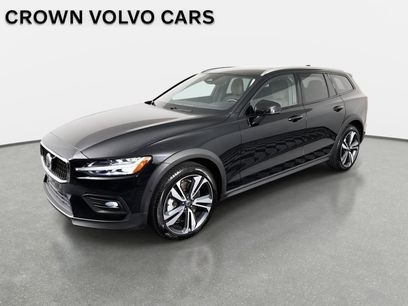 Used 2025 Volvo V60 B5 Cross Country Plus