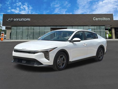 Used 2025 Kia K4 FWD image 1