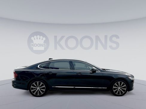 Used 2023 Volvo S90 B6 Plus image 8