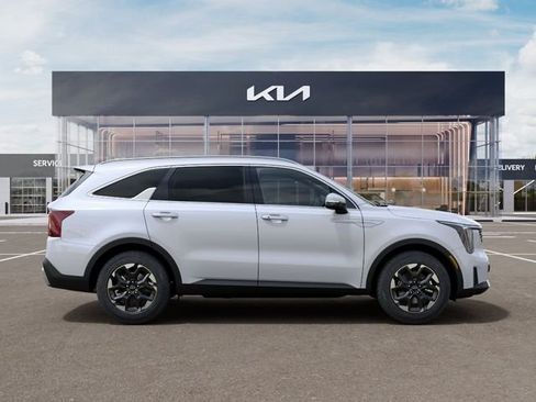 New 2026 Kia Sorento S FWD image 7