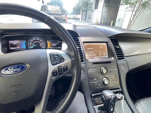 Used 2015 Ford Taurus SEL w/ Equipment Group 201A image 11