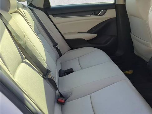 Used 2019 Honda Accord EX image 25