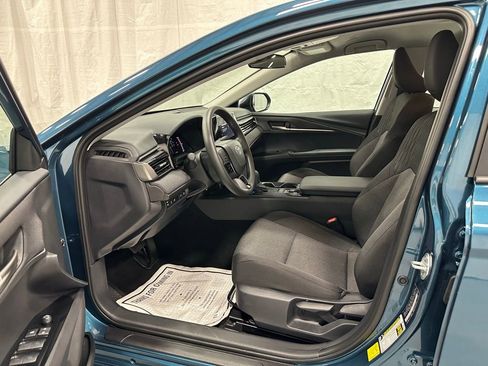 Used 2026 Toyota Camry LE image 10