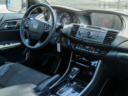 Used 2016 Honda Accord Sport image 22