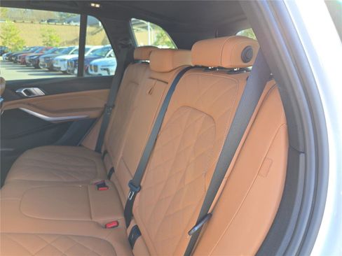 Certified 2023 BMW X5 xDrive40i w/ Premium Package image 16