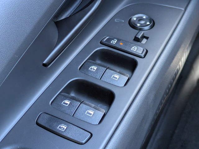 New 2026 Hyundai Elantra Sport FWD image 21