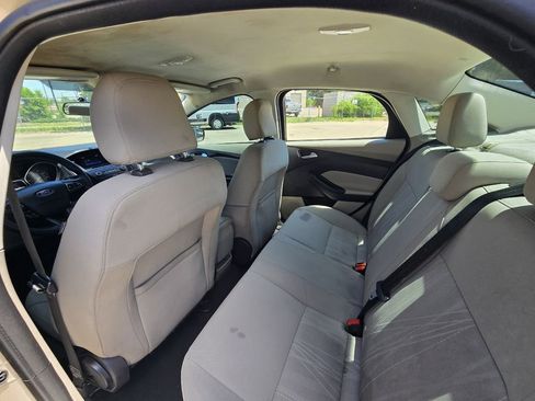 Used 2017 Ford Focus SE image 14