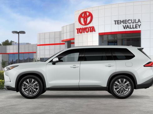 New 2026 Toyota Grand Highlander Platinum image 11