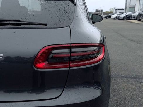 Used 2017 Porsche Macan AWD/4WD image 6