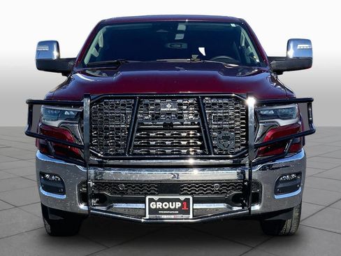 Used 2025 RAM 1500 Limited w/ Trailer Tow Group AWD/4WD image 4