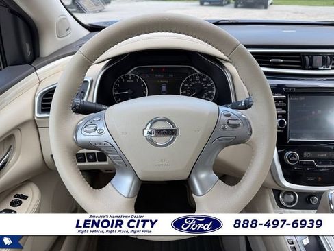Used 2015 Nissan Murano Platinum w/ Platinum Technology Package AWD/4WD image 16