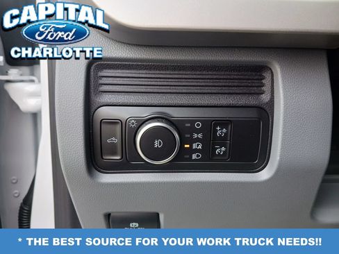 New 2026 Ford F250 XL w/ XL Chrome Package AWD/4WD image 27