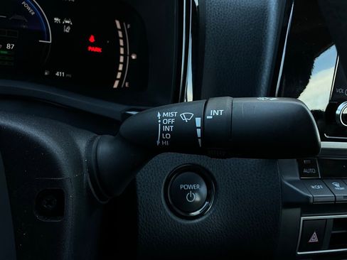 Used 2025 Toyota Camry LE image 35