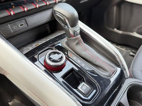 Used 2024 GMC Canyon AT4X AWD/4WD image 16