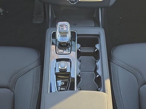 New 2026 Volvo XC90 B6 Plus w/ Protection Package AWD/4WD image 21