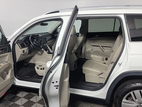 Used 2019 Volkswagen Atlas SEL image 16