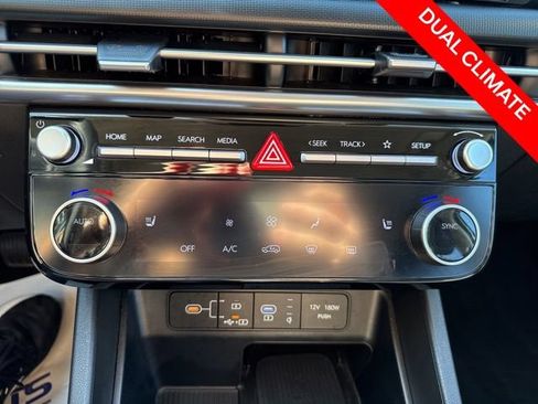 Certified 2025 Hyundai Tucson SEL AWD/4WD image 11