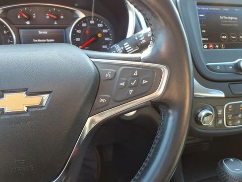 Used 2020 Chevrolet Equinox LT FWD image 22