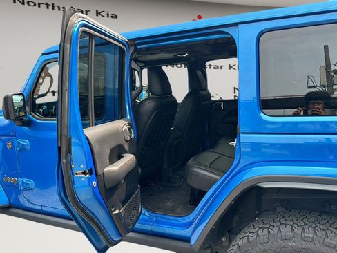 Used 2023 Jeep Wrangler Unlimited Rubicon 392 w/ Xtreme Recon 35" Tire Package AWD/4WD image 21