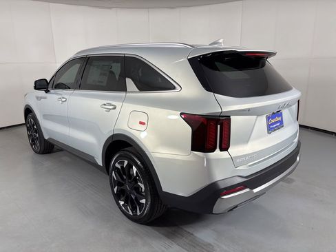 New 2026 Kia Sorento EX AWD/4WD image 6