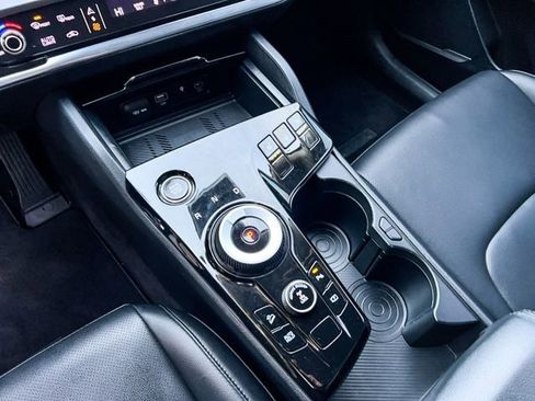 Used 2023 Kia Sportage EX image 20