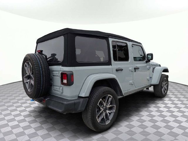 Used 2024 Jeep Wrangler Unlimited AWD/4WD image 4