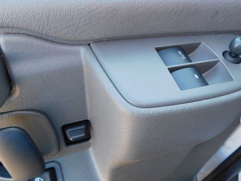 Used 2024 GMC Savana 2500 w/ Driver Convenience Package image 17