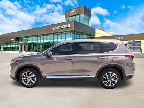 Used 2020 Hyundai Santa Fe SEL w/ Convenience Package image 9