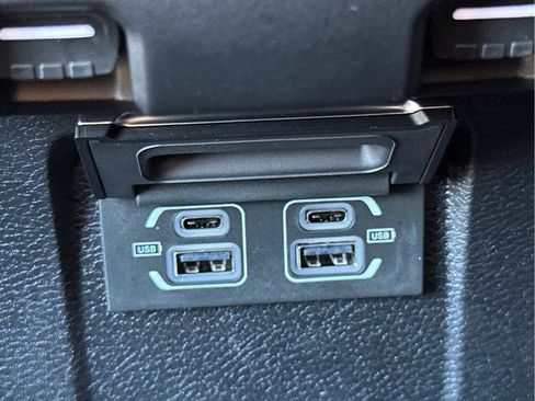 New 2025 Jeep Wrangler Rubicon w/ XTREMEE 35" Tire Package image 70