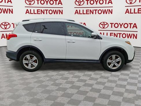 Used 2014 Toyota RAV4 XLE AWD/4WD image 8