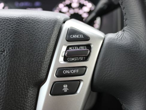 Certified 2024 Nissan Titan SV w/ SV Convenience Package image 22