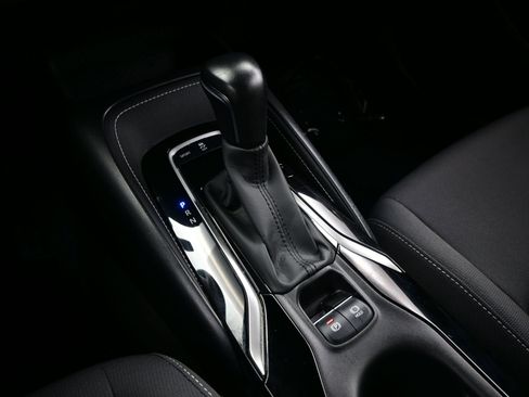 Used 2022 Toyota Corolla SE FWD image 19