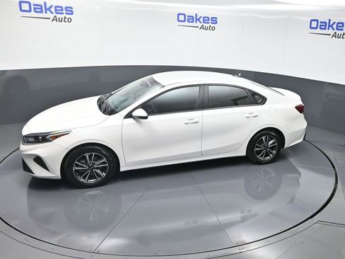 Certified 2024 Kia Forte LXS w/ LXS Technology Package image 47