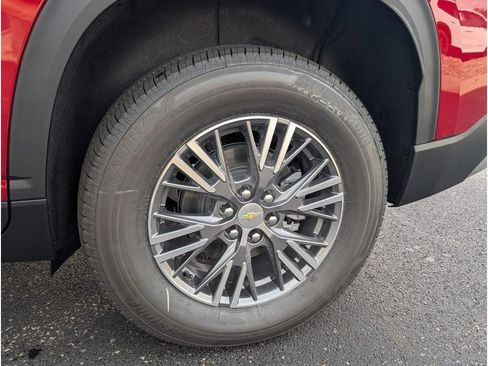 New 2026 Chevrolet Traverse LT w/ Driver Confidence Package image 24