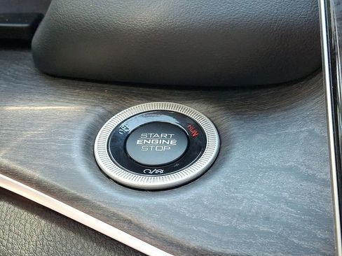 Used 2023 Jeep Grand Cherokee 30th Anniversary AWD/4WD image 24