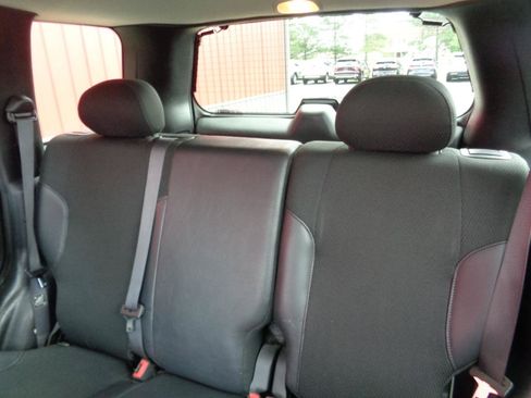 Used 2003 Jeep Liberty Renegade AWD/4WD image 8