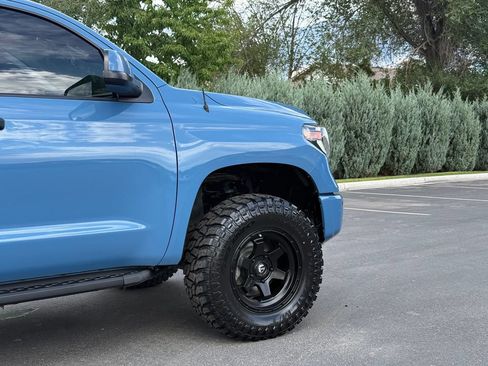 Used 2019 Toyota Tundra SR5 AWD/4WD image 7