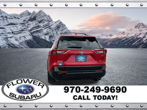 Used 2024 Toyota RAV4 SE image 6