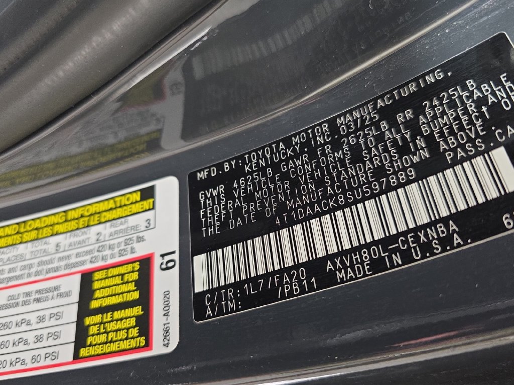 Used 2025 Toyota Camry LE FWD image 10