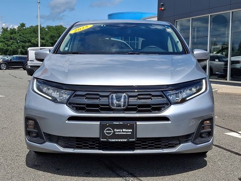 Used 2025 Honda Odyssey EX-L image 2