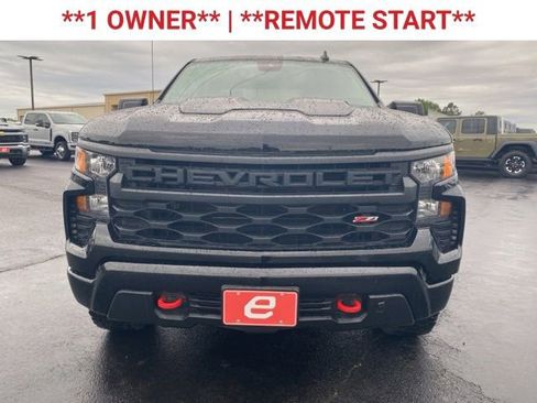 Used 2024 Chevrolet Silverado 1500 Custom Trail Boss w/ LPO, Dark Essentials Package AWD/4WD image 2