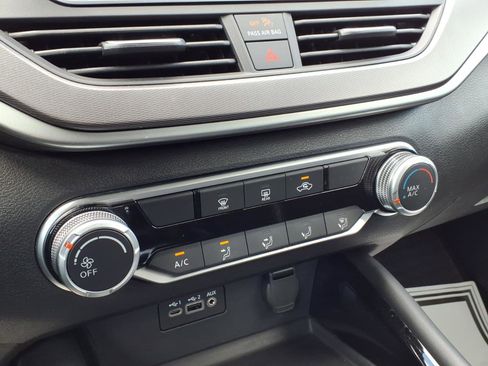 Certified 2023 Nissan Altima 2.5 SR image 29