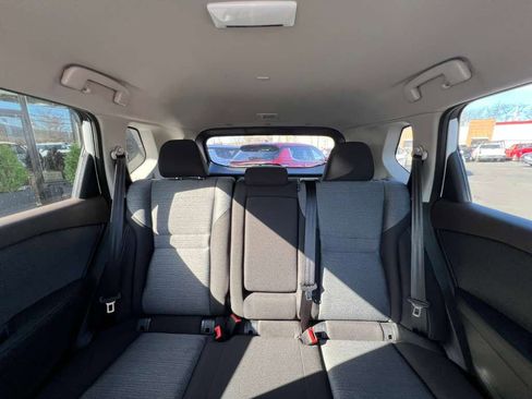 Used 2022 Nissan Rogue S image 16