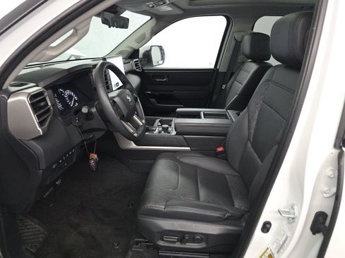 Used 2022 Toyota Tundra Platinum image 7