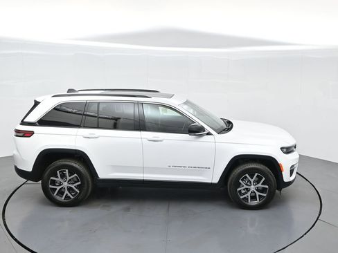 New 2025 Jeep Grand Cherokee Limited image 55